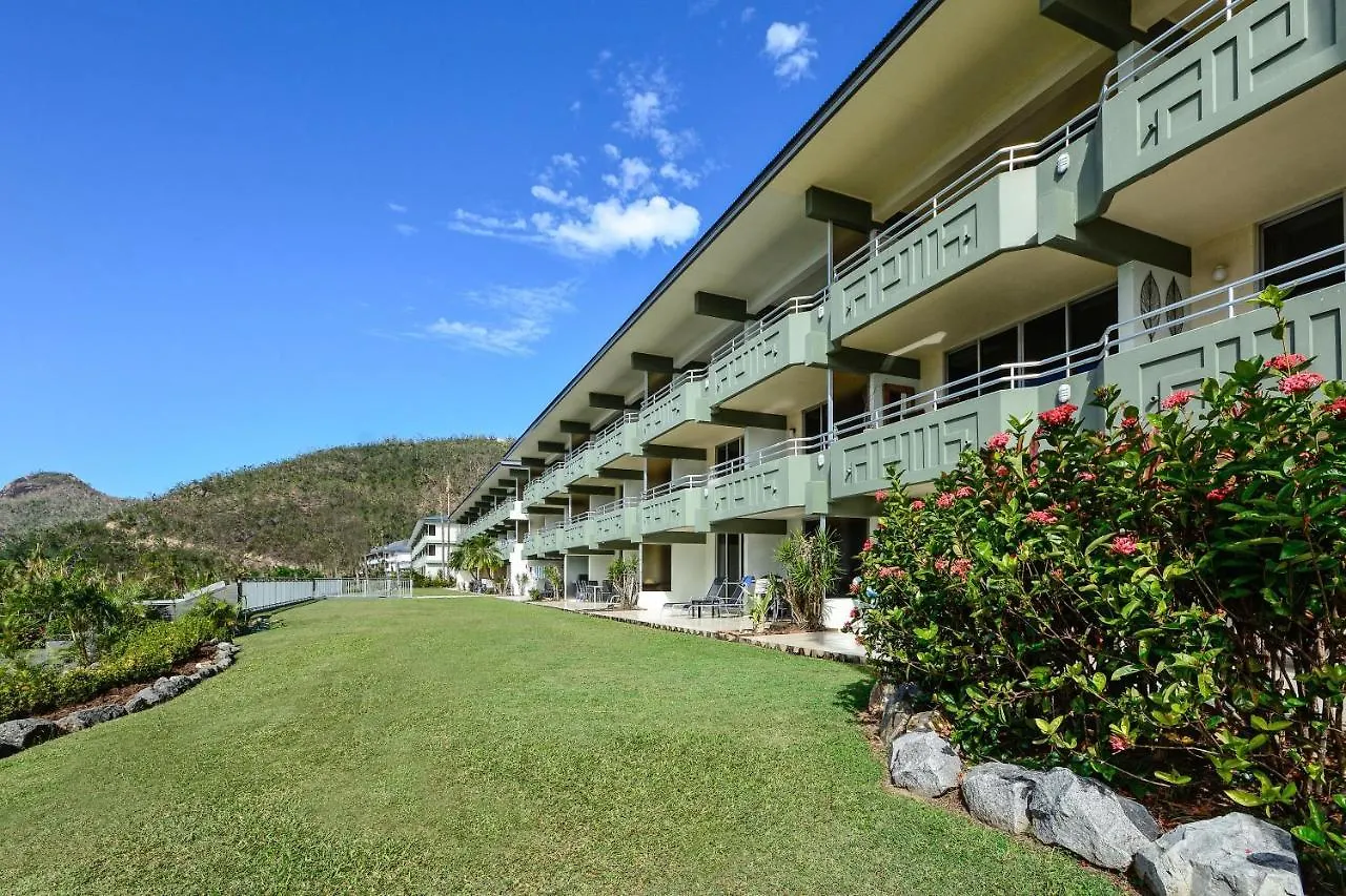 Hibiscus Apartments On Hamilton Island By Hiha